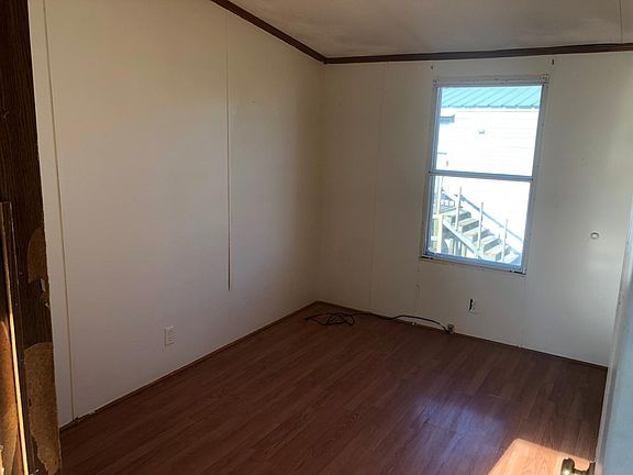3rd image of 107 Joaquin Dr