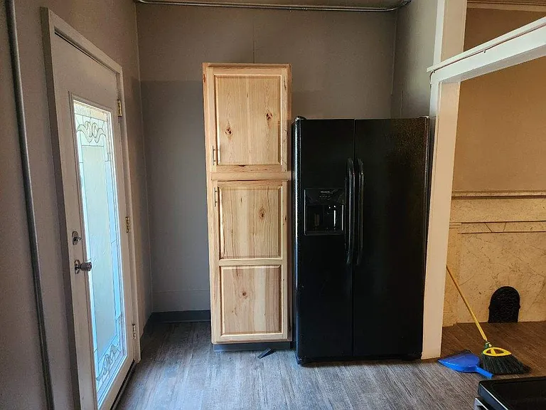 509 S Centre St #4 — Photo 8