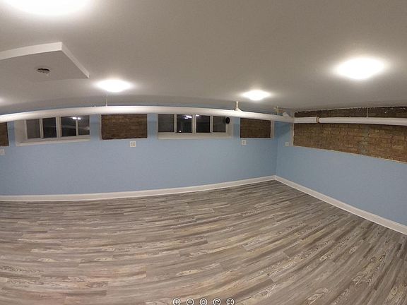 5th image of 7416 N Rogers Ave #G