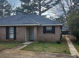 463 Durden Rd #B, Prattville, AL 36067