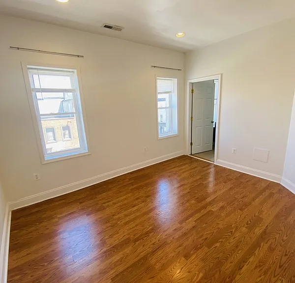 1600 Light St #B — Photo 16