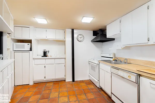 Sold by Brown Harris Stevens | media 9