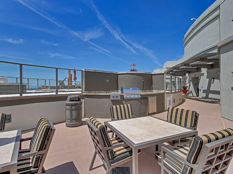 2211 E Camelback Rd #604 — Photo 38