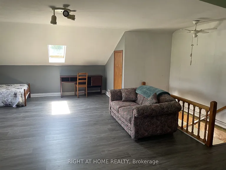 103 Lee Rd — Photo 4