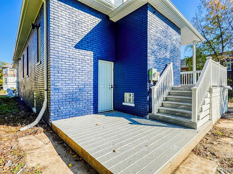 2513 Concord St — Photo 34
