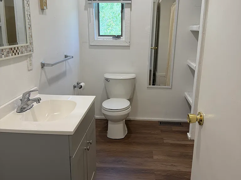 1151 Albany Post Rd — Photo 11
