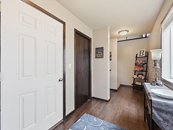 5th image of 1343 4th St NW