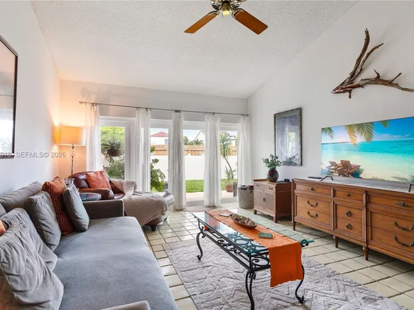 19994 NE 5th Ct #3C, Miami, FL 33179