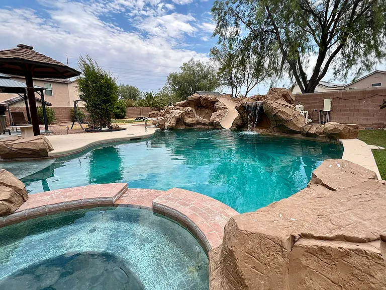 4933 Naff Ridge Dr — Photo 5
