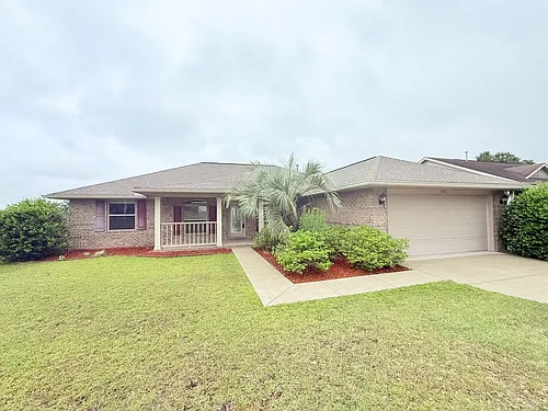 5555 Hannah St Photo 1