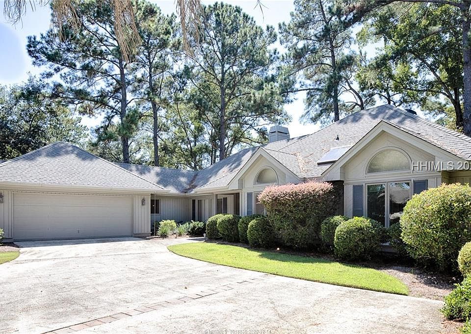 1st image of 131 Moss Creek Dr