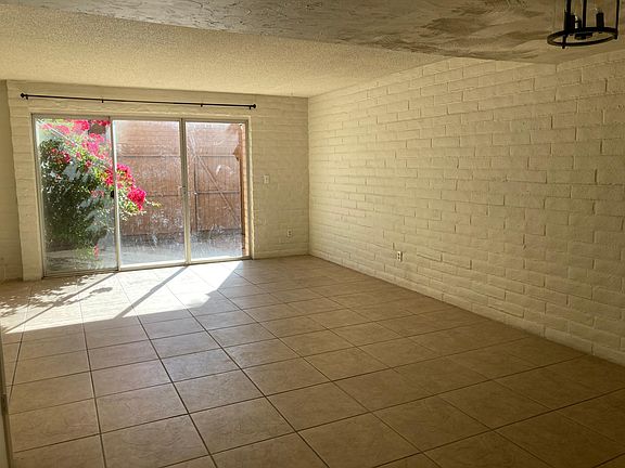 2nd image of 2875 N Tucson Blvd APT 51