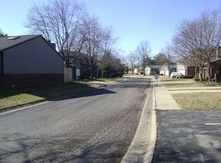 1118 Woodgate Dr, O Fallon, IL 62269