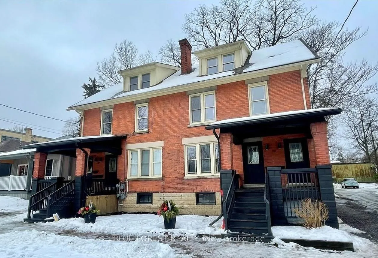 2 bed, $2,100 — Photo 1
