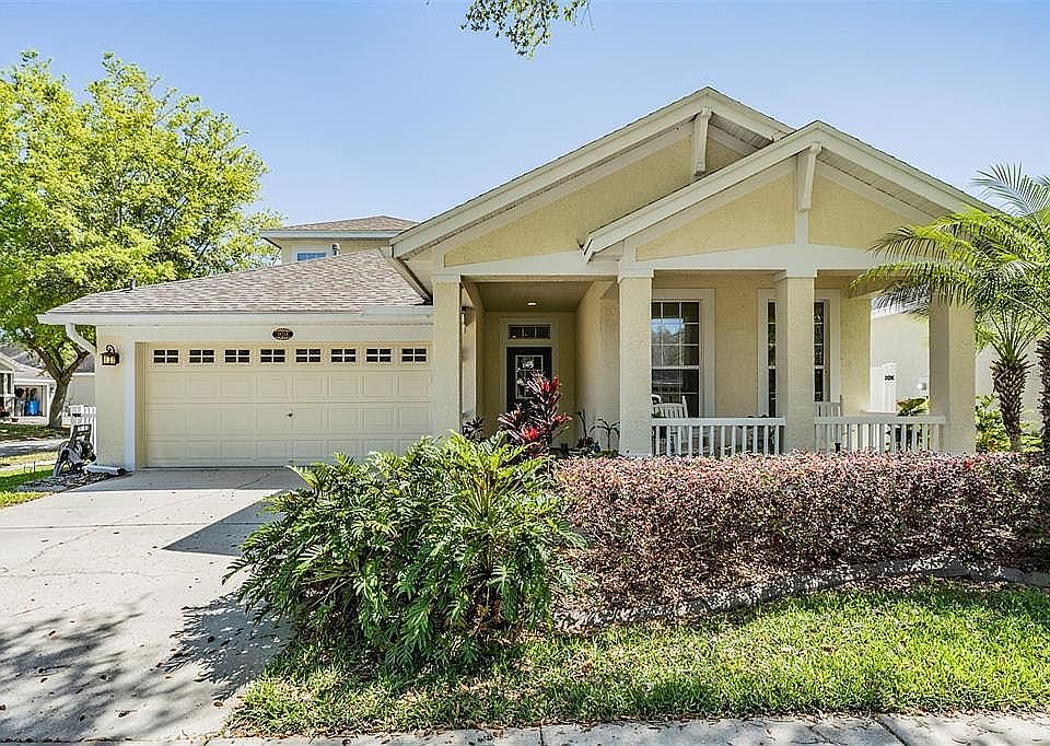 1st image of 18218 Fall Creek Dr