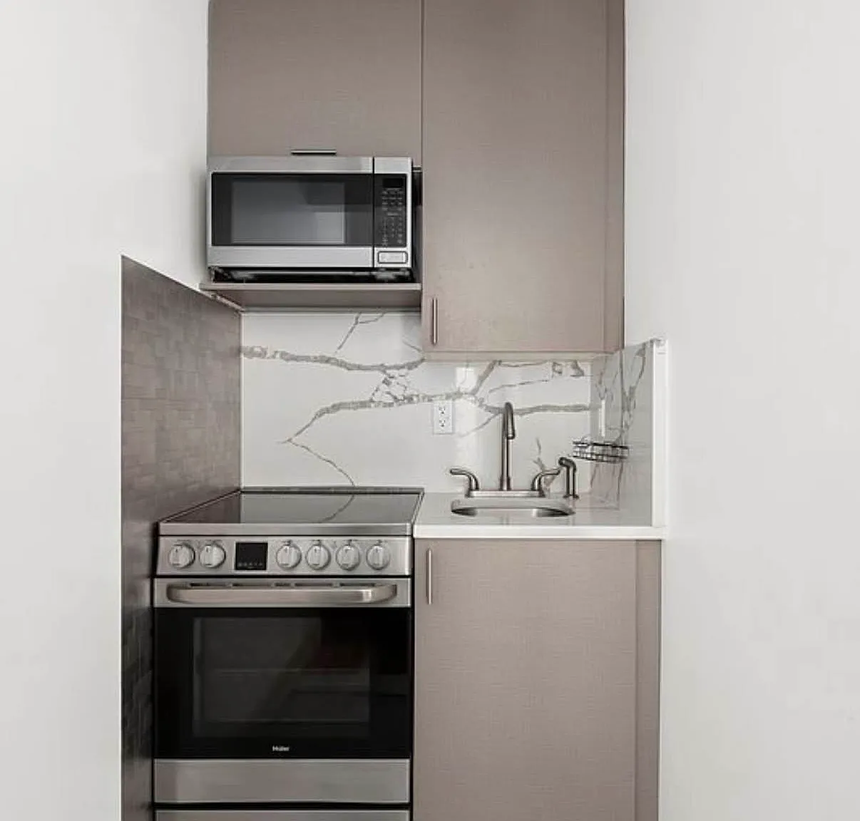 47 West 71st Street — Photo 4