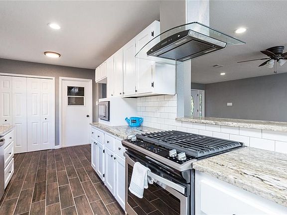 4th image of 3412 Hastings Dr