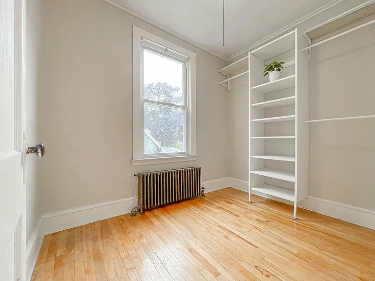 91 Saint Lawrence St #1 — Photo 36