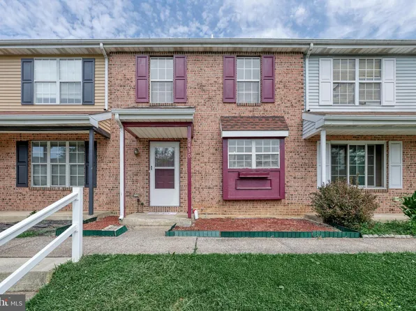 5430 Autumn Dr, Harrisburg, PA 17111