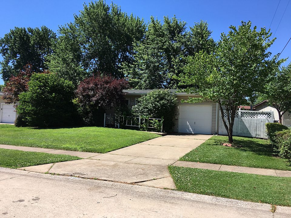1st image of 780 Redwing Dr