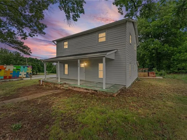 1220 S Elm St, High Point, NC 27260