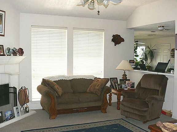 3rd image of 6219 Fawnlake Dr