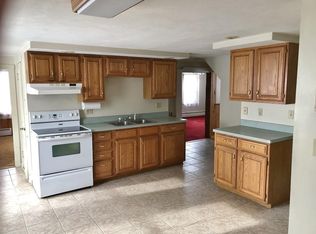 916 Hill St, Northbridge, MA 01534