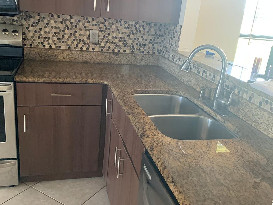 2nd image of 12239 Augusta Woods Cir