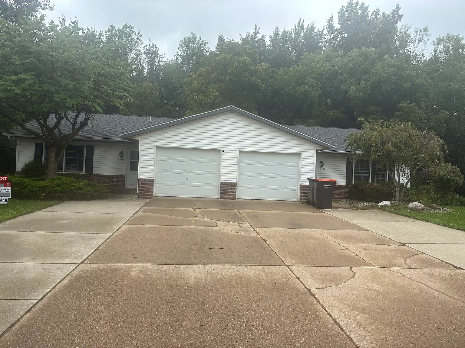 2 bed, 1000 sqft, $1,650 — Photo 1