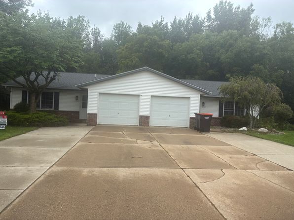 6705 North Dr