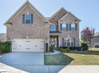 208 Bergen Ln, Simpsonville, SC 29681
