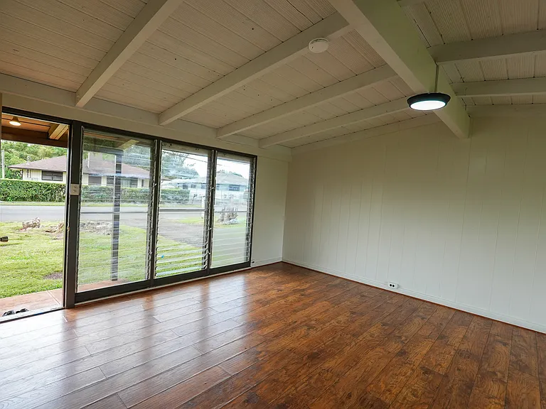 1840 California Ave — Photo 6