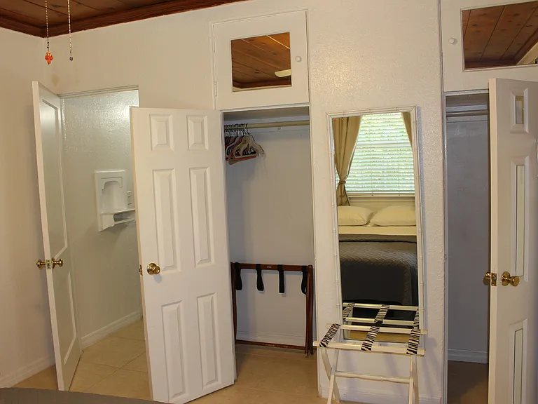 225 Gulfstream Blvd — Photo 10