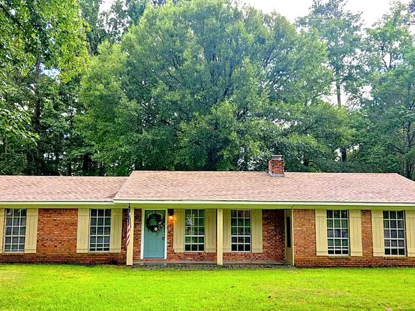 8 Mar Ree Dr, Laurel, MS 39440