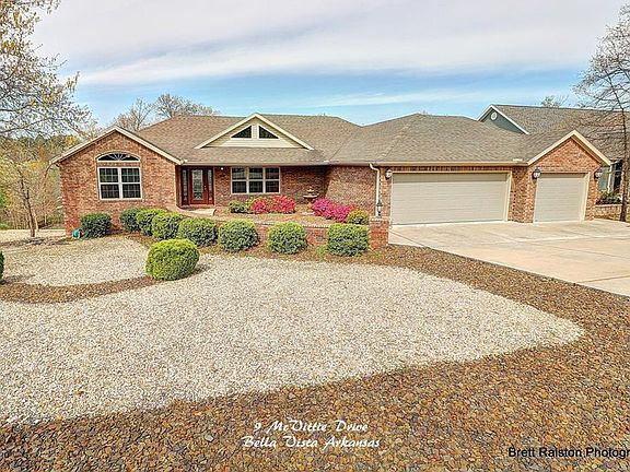 Maintenance Free Yard!!