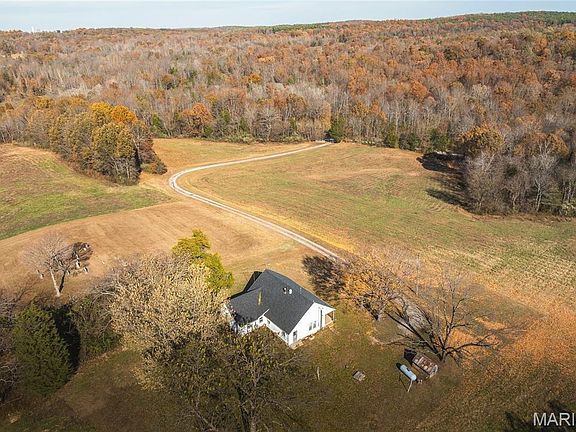 5th image of 31 Sparks Hill Rd