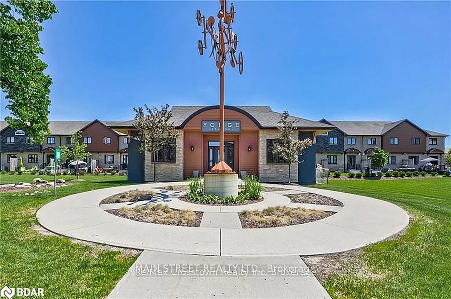 2 bed, $2,400 — Photo 3