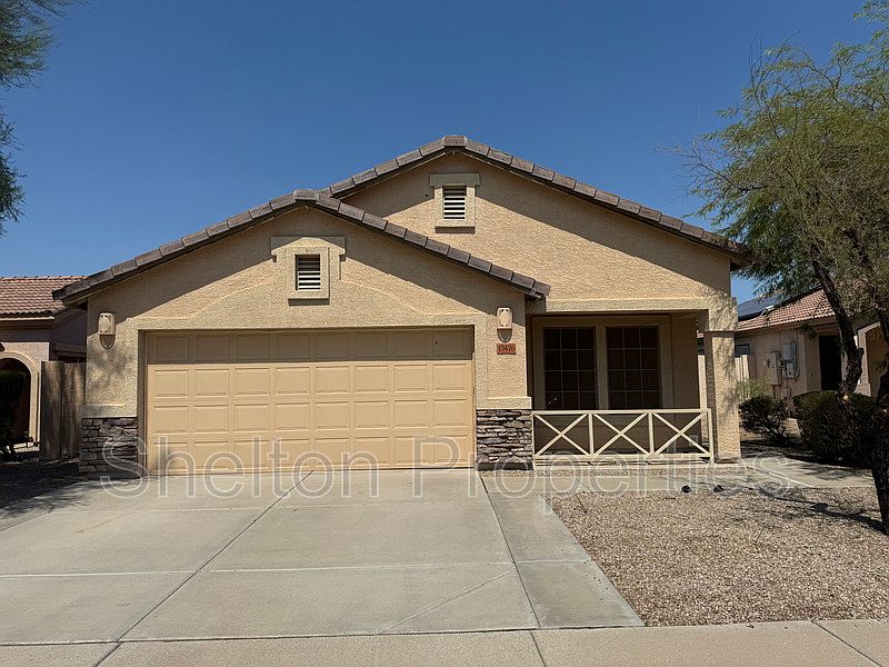 1st image of 17476 W Coyote Trail Dr