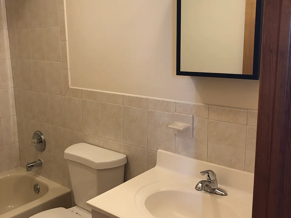 full bathroom