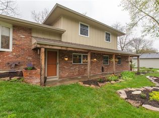 5640 W 55th St, Mission, KS 66202