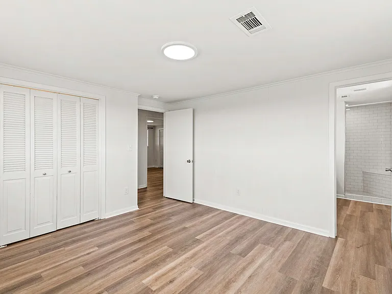 2606 Long Ln — Photo 9
