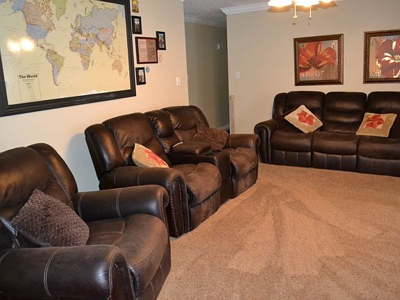 3rd image of 11017 Saginaw Dr