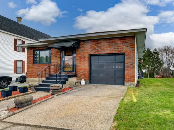 31 Catherine Street, Amsterdam, NY 12010