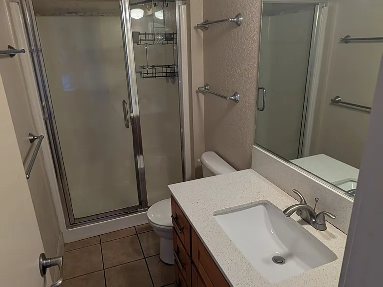 2504 Dana St — Photo 11