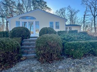 90-90R Bartlett Rd, Plymouth, MA 02360