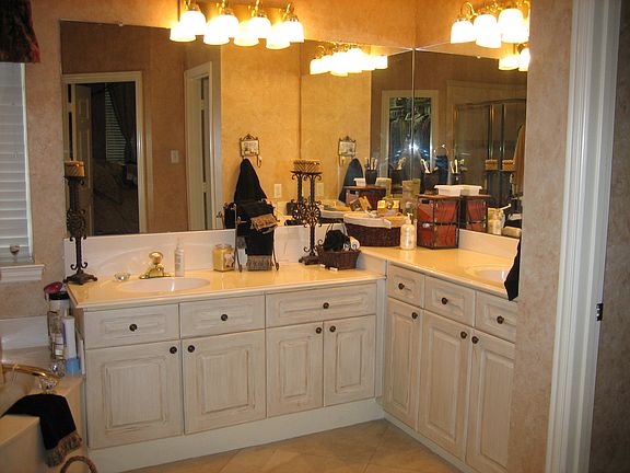 5th image of 3548 Briargrove Ln