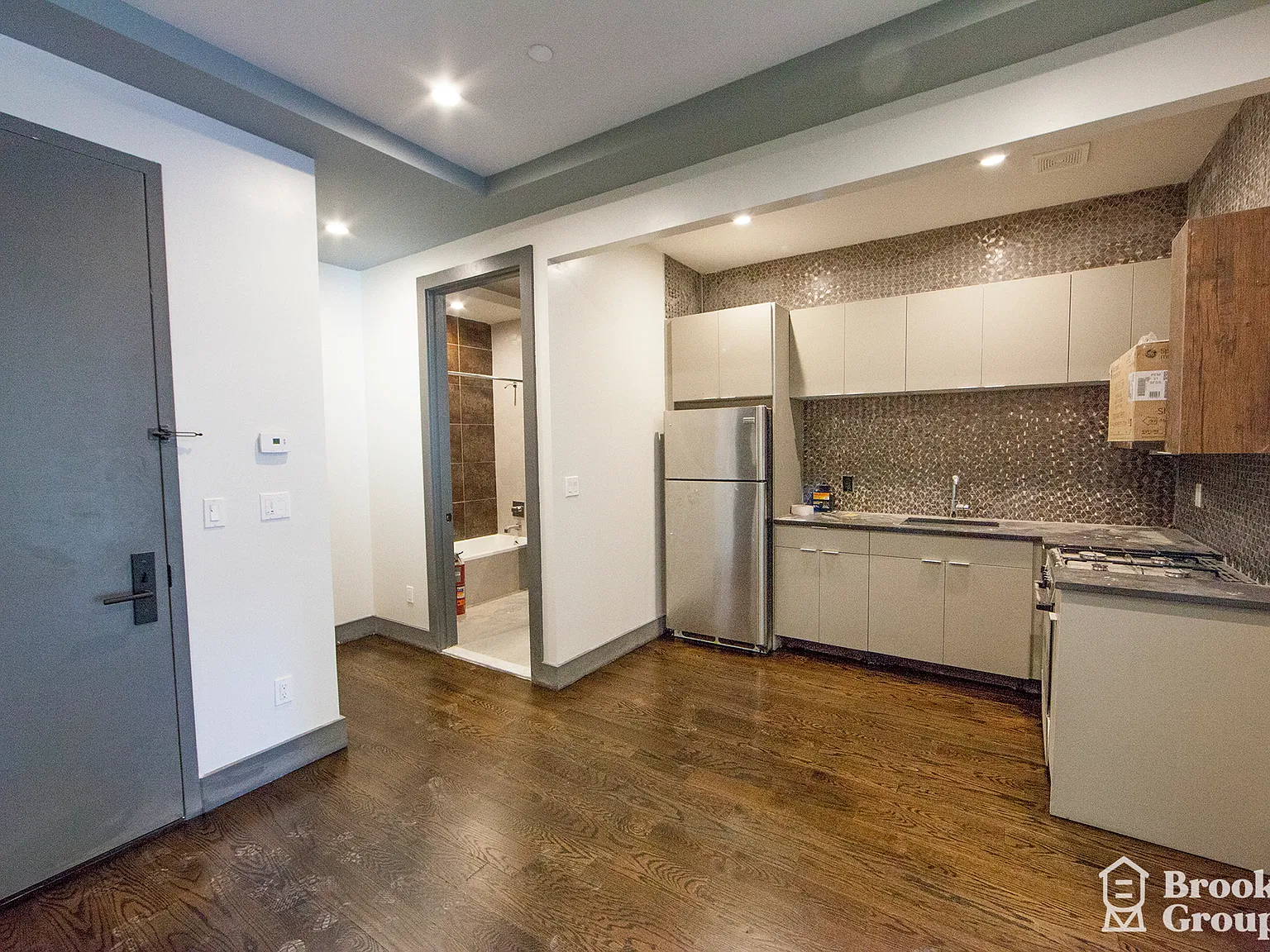 240 Troutman Street — Photo 2