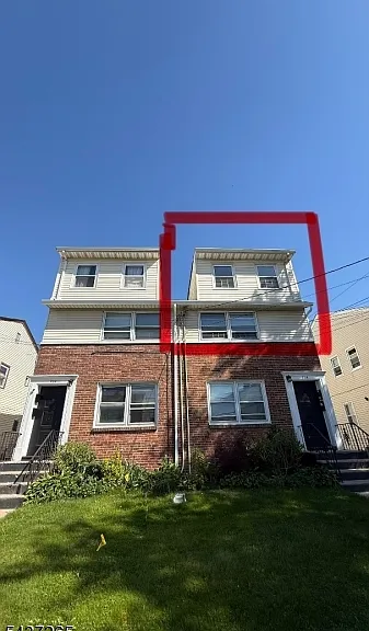 728 Thomas St — Photo 1