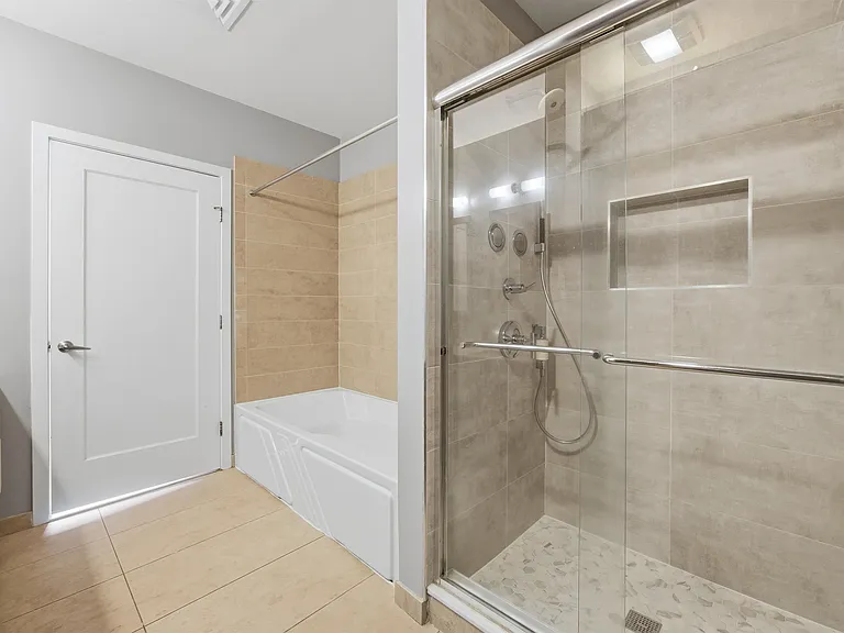 201 Luis M Marin Blvd #1519R — Photo 8