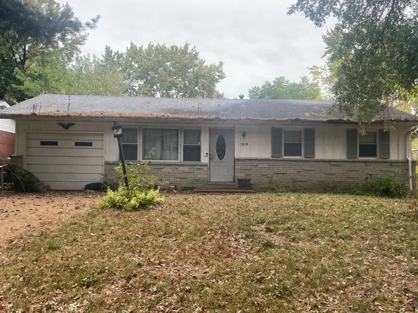 1519 Reale Ave, Saint Louis, MO 63138